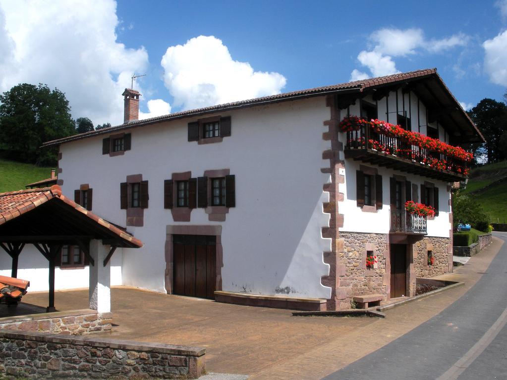 Casa Rural Bordaberea Maya del Baztán Exterior foto